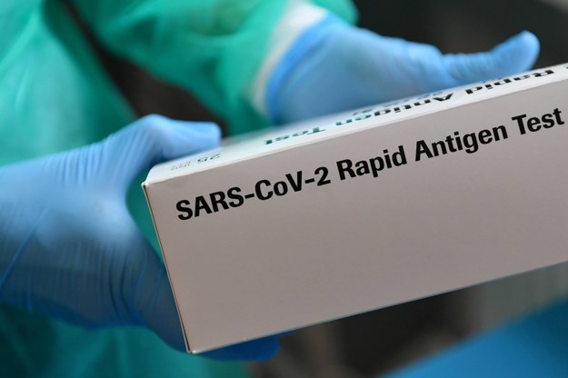 Holandia: Do kosza trafi 4,1 mln testów na koronawirusa o wartości 30 mln euro