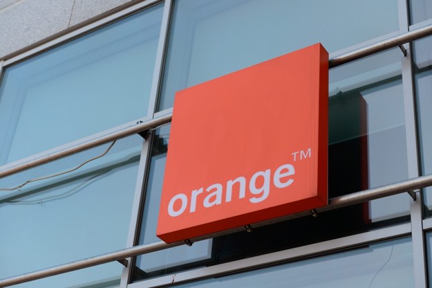 Orange zapłaci klientom za aktywację niektórych dodatkowych usług