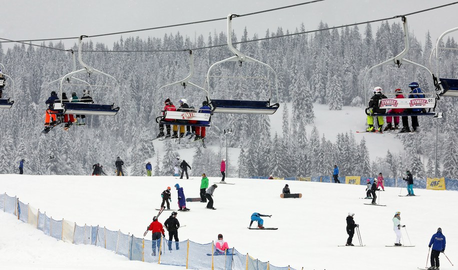 Zakopane: Ponad 2,6 tys. poszkodowanych na stokach podczas ferii