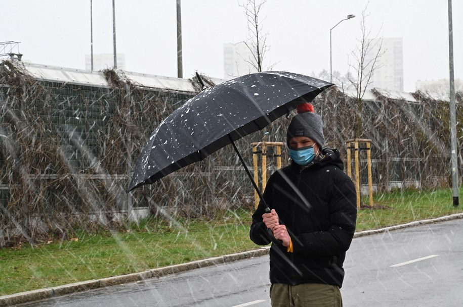 Chłodny początek tygodnia. Kiedy poprawa pogody?