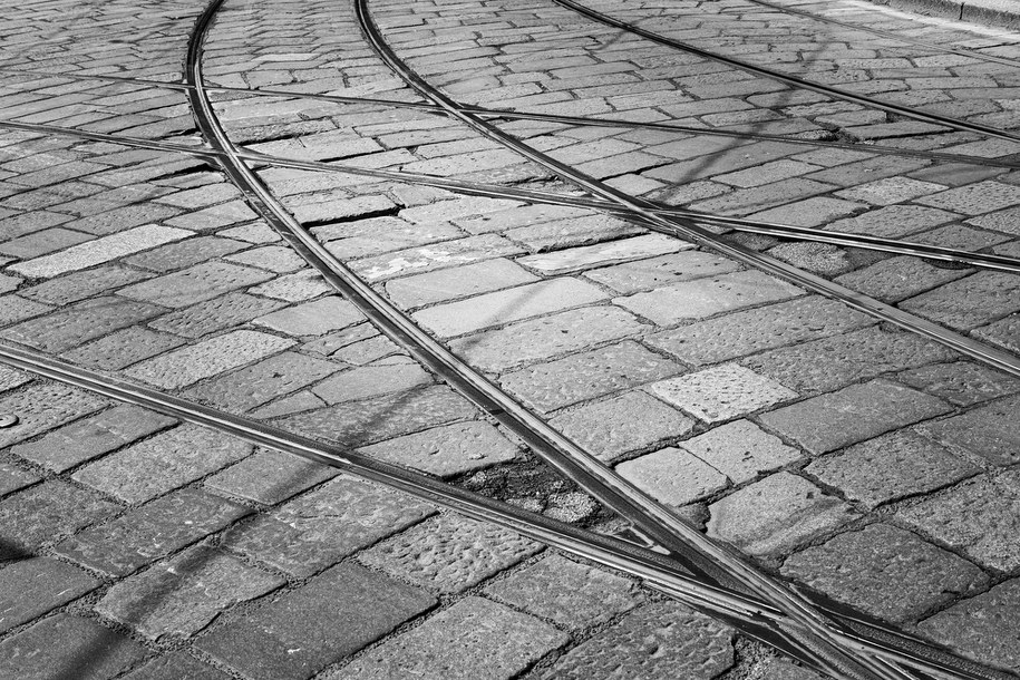 Kolejne wybrzuszenie szyny. Nie jeżdżą tramwaje przez ul. Kościuszki