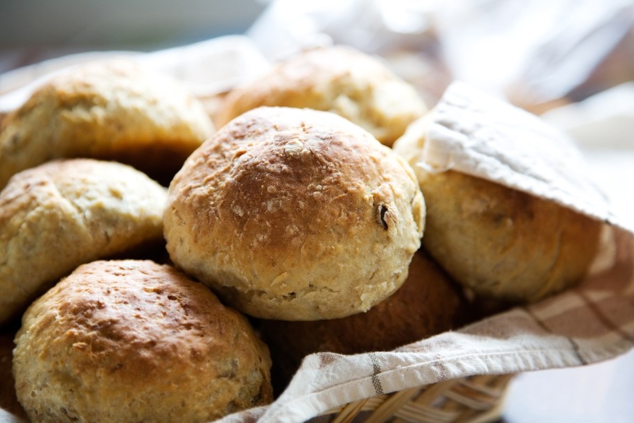 W maju za zakupy płaciliśmy 17 proc. więcej niż przed rokiem. Potaniały tylko owoce