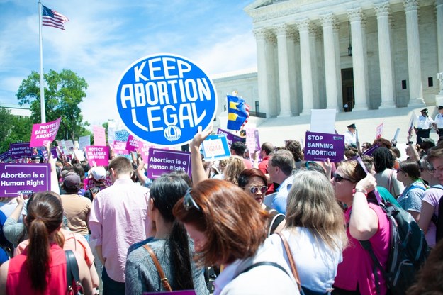 USA: Protesty przeciw unieważnieniu prawa do aborcji