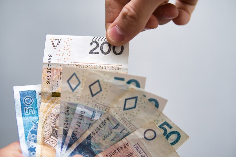 Prezes PiS: Nie ograniczymy żadnego z programów społecznych