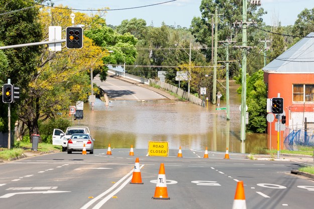 Powodzie w Sydney. Zagrożonych 45 tys. osób