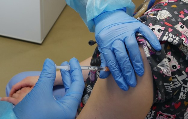 ​Polska zamawia nową szczepionkę przeciwko Covid-19. Kiedy mogą ruszyć szczepienia?