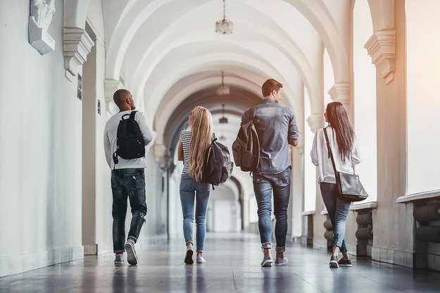 "​Koszty rosną, więc nie mamy wyjścia". Studenci zapłacą więcej za akademiki