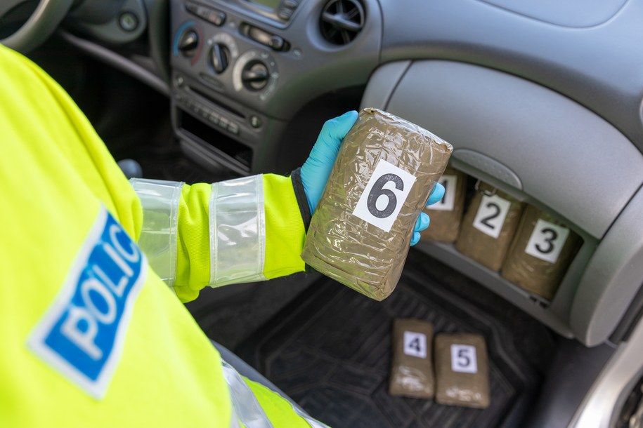 Przemycili z Hiszpanii 3 tony marihuany. Szef przestępczej grupy z zarzutami