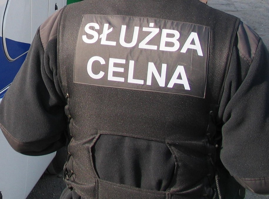 43 celników z zarzutami. Mieli przekroczyć uprawnienia