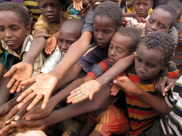 18 mln ludzi na świecie na skraju śmierci głodowej. Najnowszy raport Oxfam