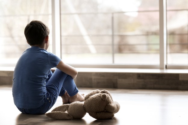 O 77 proc. wzrosła liczba prób samobójczych wśród dzieci. "Młodzi sobie nie radzą"