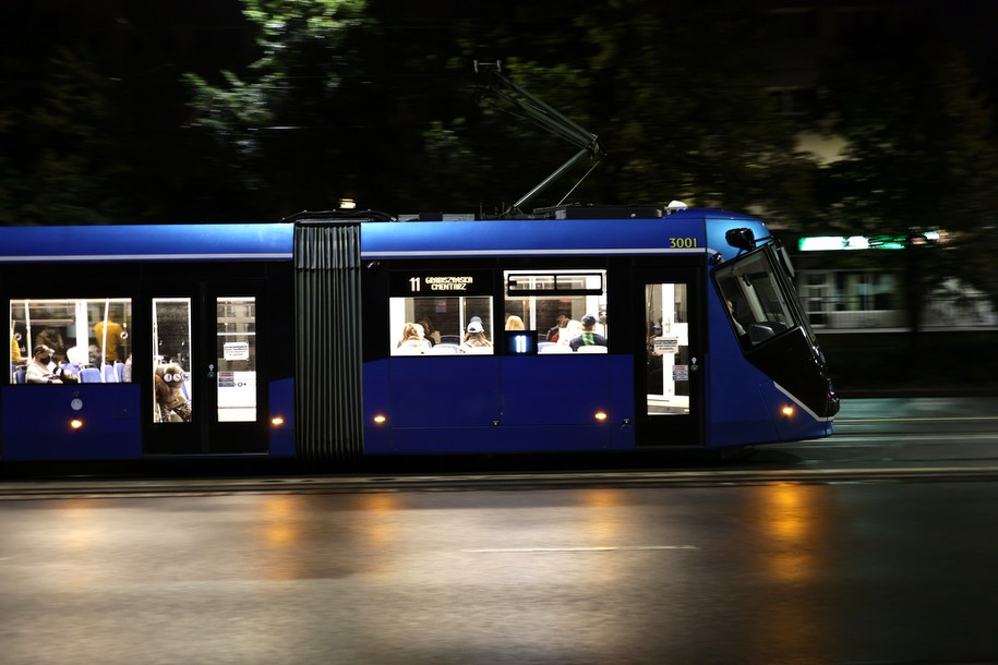 Do gdańskich nekropolii najlepiej dojechać komunikacją miejską