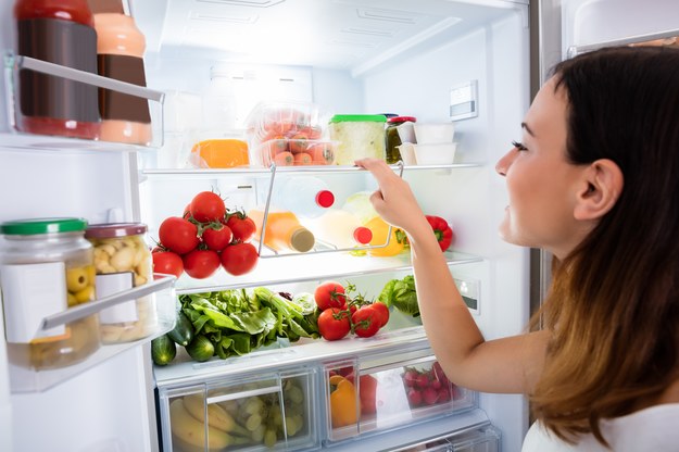 ​Nie tylko edukacja, ale i praktyka. Lodówka foodsharingowa w krakowskiej szkole