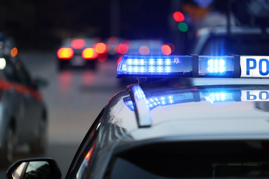 Bus uderzył w radiowóz. Policjanci ranni w wypadku na A4