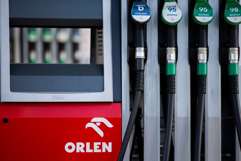 ​Milionowe straty przewoźników. Samorządy chcą kontroli na Orlenie