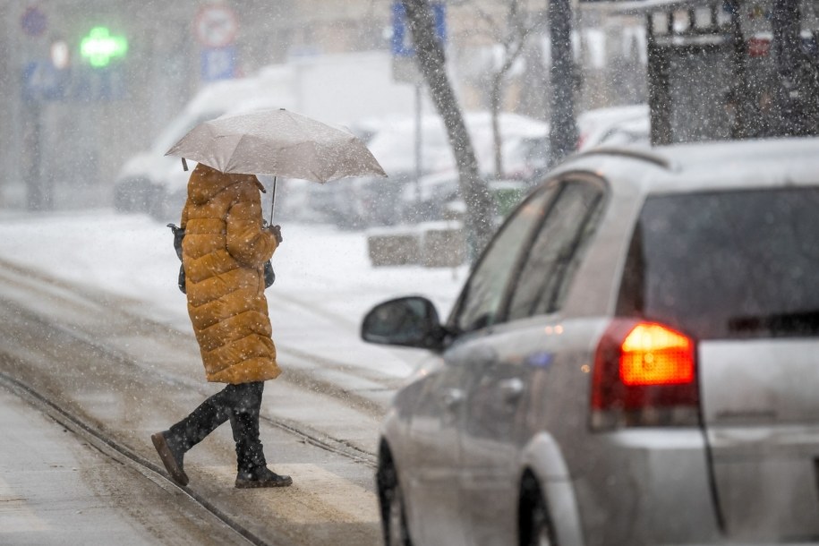 Prawie 190 interwencji strażaków w Śląskiem. Blisko tysiąc odbiorców bez prądu