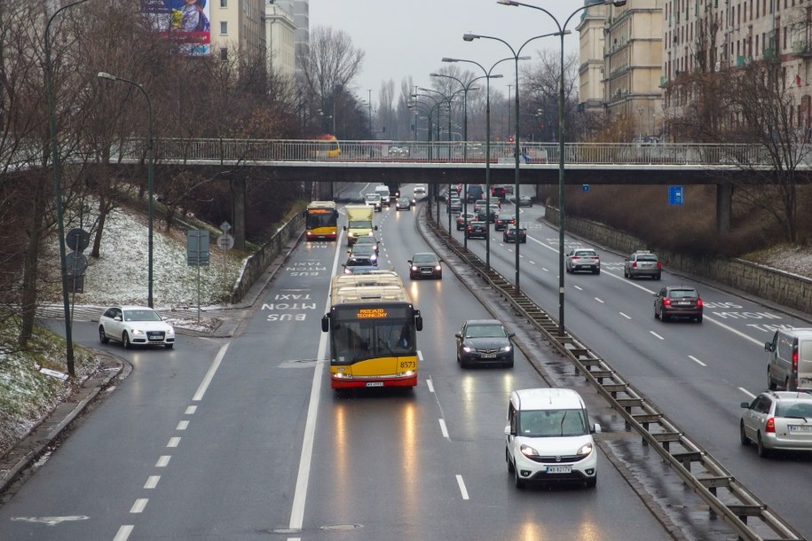 Warszawa: Od poniedziałku więcej kursów linii 165