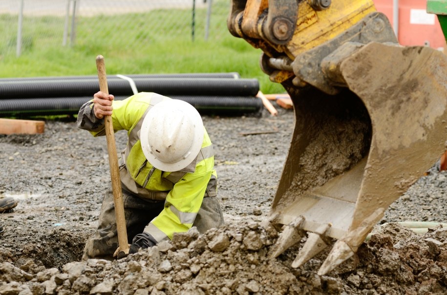 ​55 mln zł na modernizację lokalnych dróg w Łódzkiem