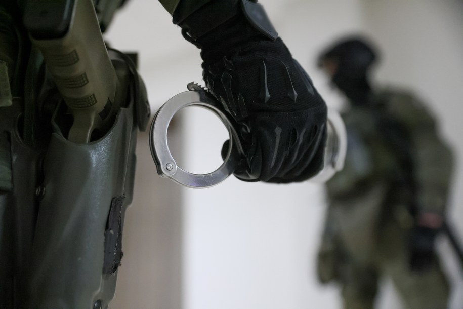 Nieoficjalnie: Były wiceszef CBŚP z zarzutami przekroczenia uprawnień