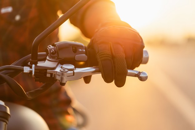 Motocyklem uciekał przed policjantami. Miał w organizmie ponad promil alkoholu