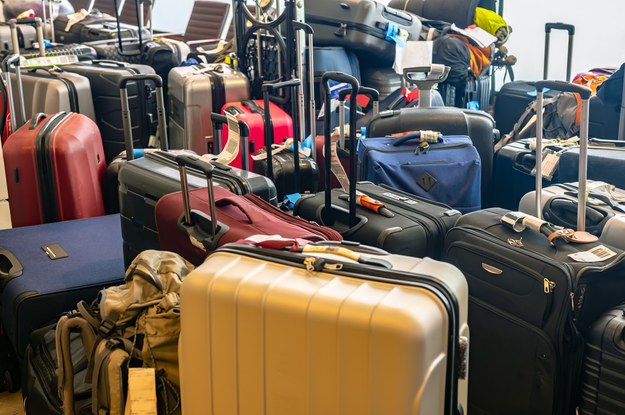 Do 500 zł kary za zostawienie bagażu na stacji metra