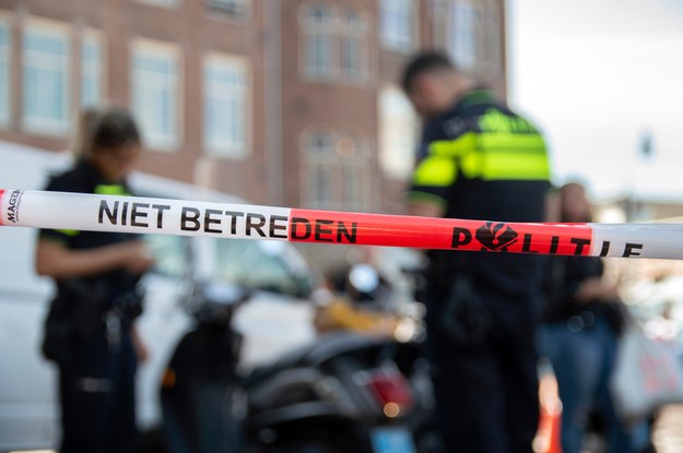 Atak nożownika w Holandii. Zabił mężczyznę, ciężko ranił kobietę i dziecko