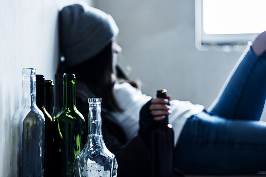 Kompletnie pijane dziewczynki trafiły do szpitala