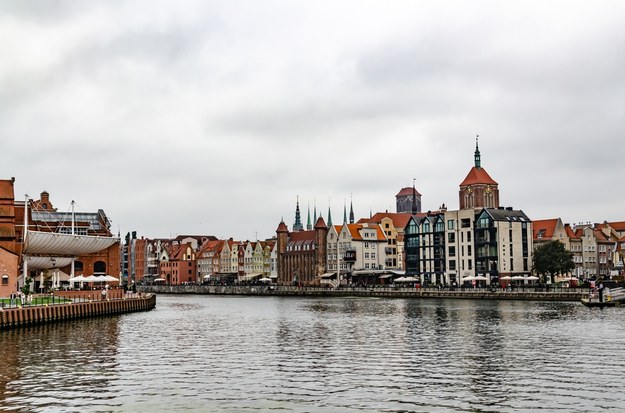 Kolizja na Motławie. Dwie osoby wpadły do wody