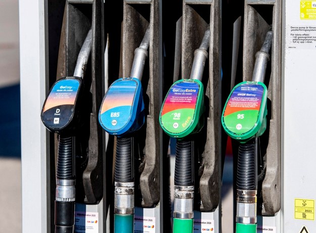 Rząd obniża zawartość biopaliw w benzynie i ropie. Cel: tańsze tankowanie
