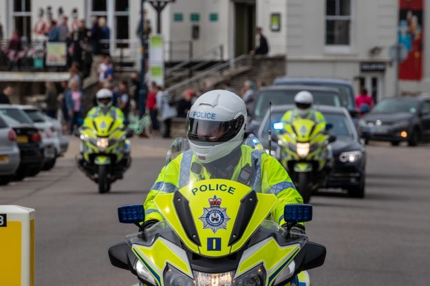 Kobieta potrącona przez motocykl z książęcej kolumny. 81-latka zmarła