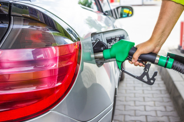 Ceny paliw przestały spadać. W których regionach jest najtaniej?
