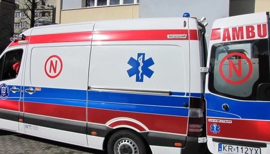 Wypadek w miejscowości Nowa Iwiczna. 3-latek wypadł z okna