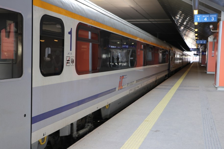 Ogromne opóźnienia pociągów. Awaria sieci trakcyjnej na Śląsku