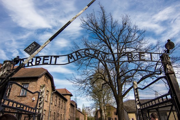 Powstał multibook pomagający podsumować wizytę w Miejscu Pamięci Muzeum Auschwitz