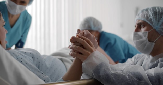 Poznański szpital wprowadza możliwość towarzyszenia kobiecie w czasie cesarskiego cięcia