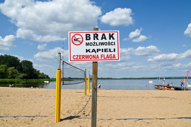 Szczecin: Zakaz kąpieli na kąpielisku w Dąbiu