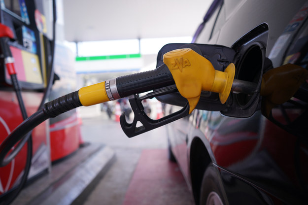 Ceny paliw pójdą w górę. Producenci ograniczają wydobycie