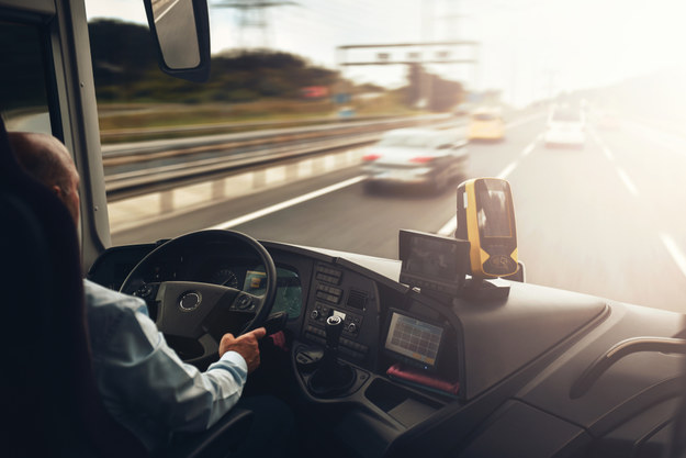 Firmy transportowe: Potrzebne zmiany w szkoleniach przyszłych kierowców