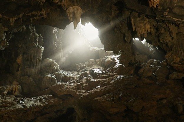 Jaskinia Mroźna w Tatrach po remoncie. Zlikwidowano oświetlenie