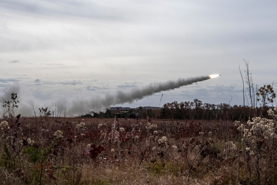 Rosjanie trafieni "precyzyjnie". "Nie żyje wielu oficerów"