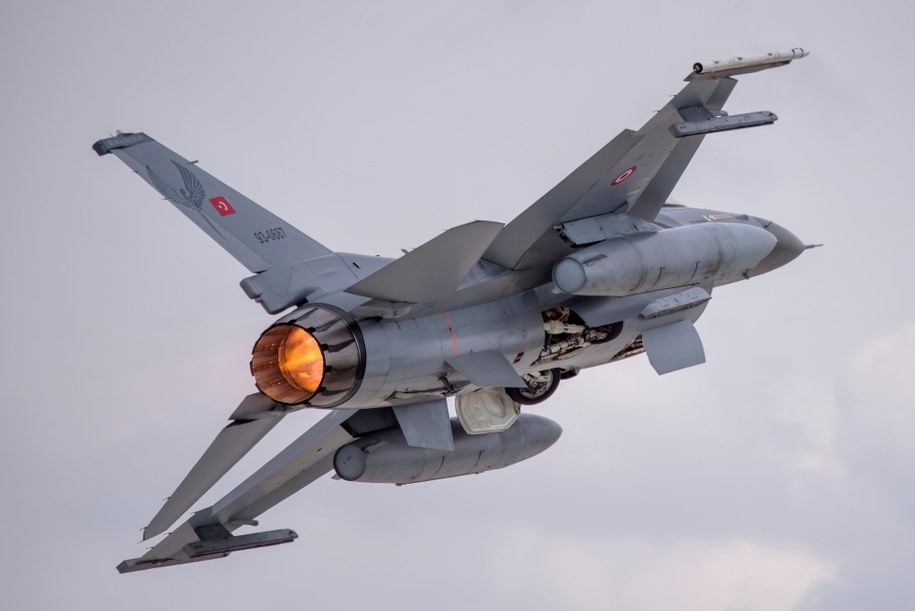Turcja. Armia ma zgodę na bombardowanie Kurdów