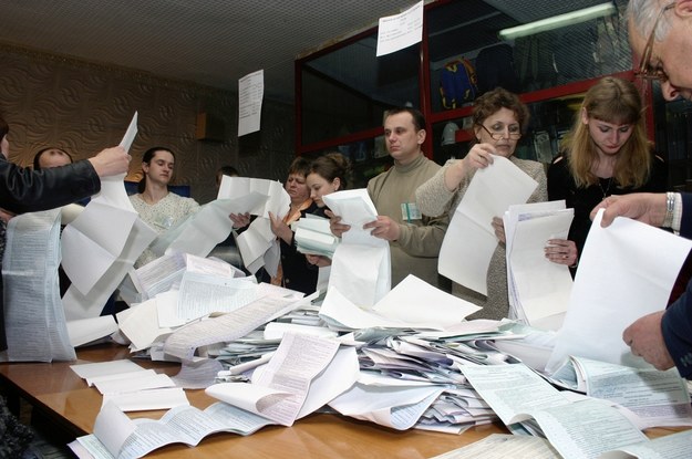 Matematyk o systemie liczenia głosów wyborczych w Polsce: Faworyzuje większe partie polityczne