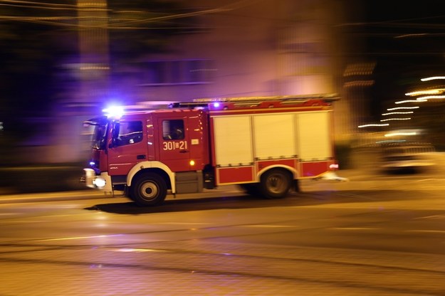Wypadek w Jaśle. Wóz strażacki zderzył się z osobówką