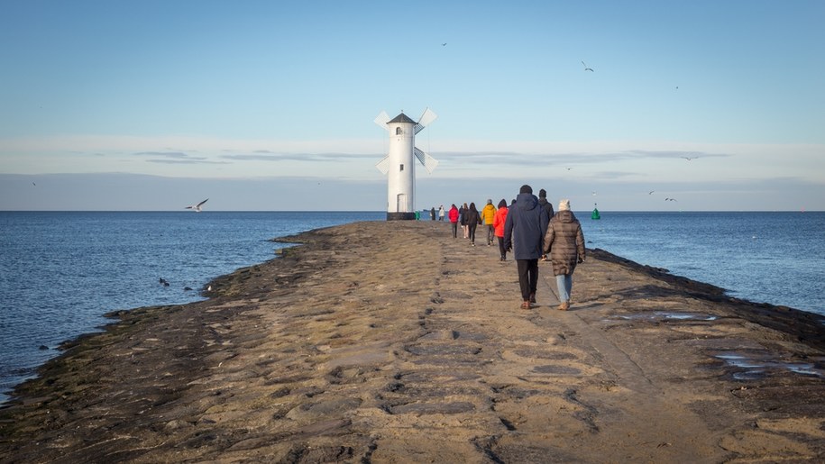 Protest w Świnoujściu. Chodzi o dostęp do plaży i miejskich zabytków