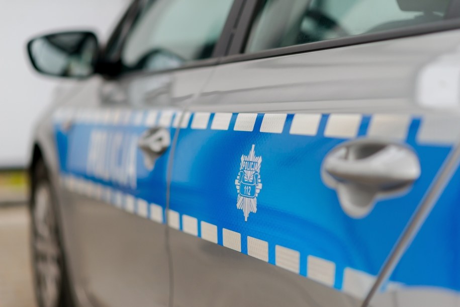 Siekierą zniszczył biletomaty w Gdańsku. Policja publikuje wizerunek wandala