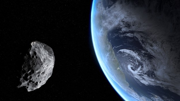 Wielka asteroida mija Ziemię