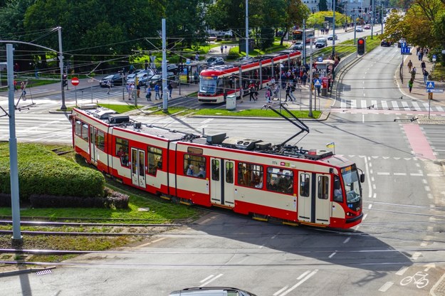 Gdańsk: Nietypowy transport i utrudnienia w komunikacji