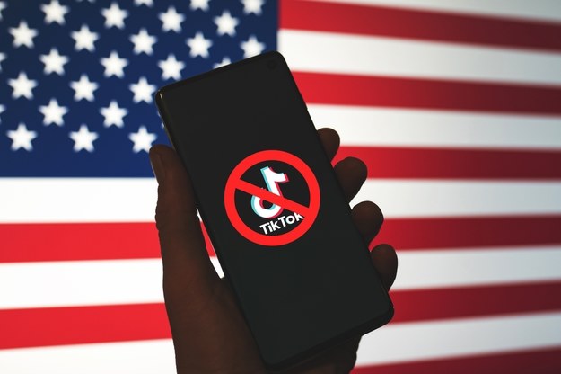 TikTok w USA zostanie zakazany albo sprzedany? Izba Reprezentantów zdecydowała