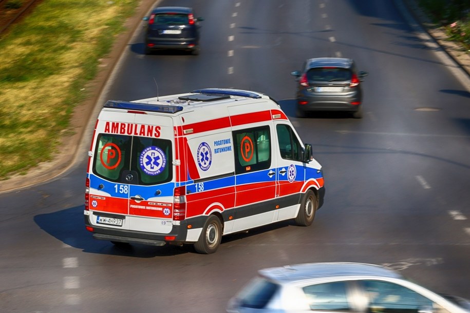 Kierowca zasłabł i zmarł w aucie, jadąc autostradą A4