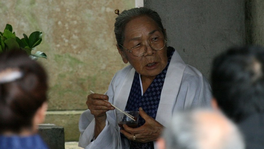 Blue Zone. Co wyróżnia stulatków z Okinawy, Ikarii czy Sardynii?